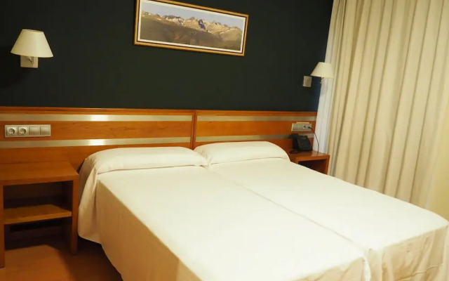 Hostal Santa Ana