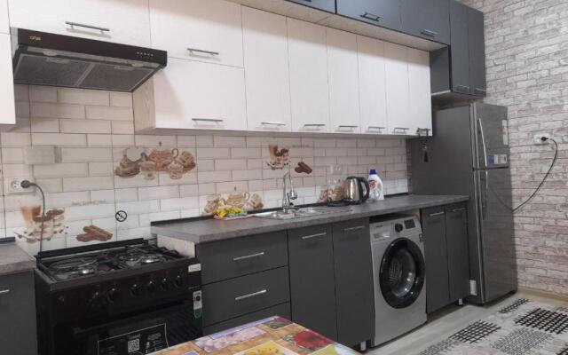 Уютная 2-х комнатная квартира 82м2 в Центре города!