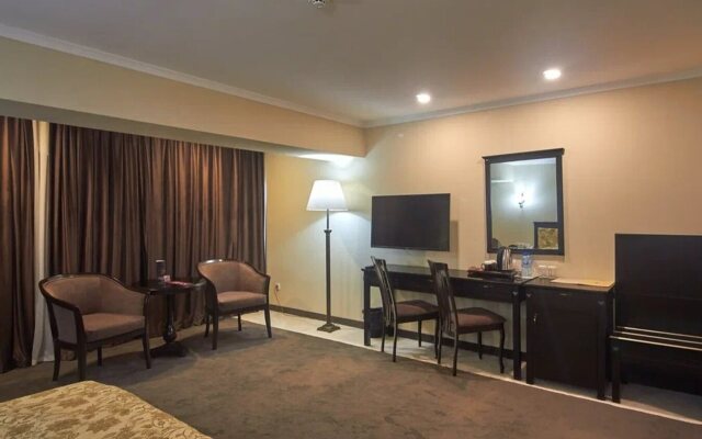 Отель Grand Mir