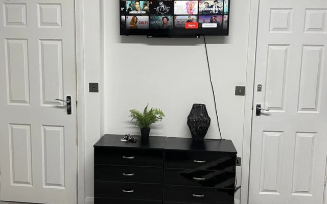 BV Lush Studio At Queensgate Huddersfield