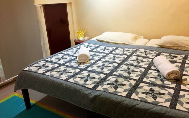Bamboo Hostel Palawan
