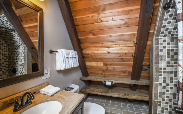 In the Pines 3 Bedroom House