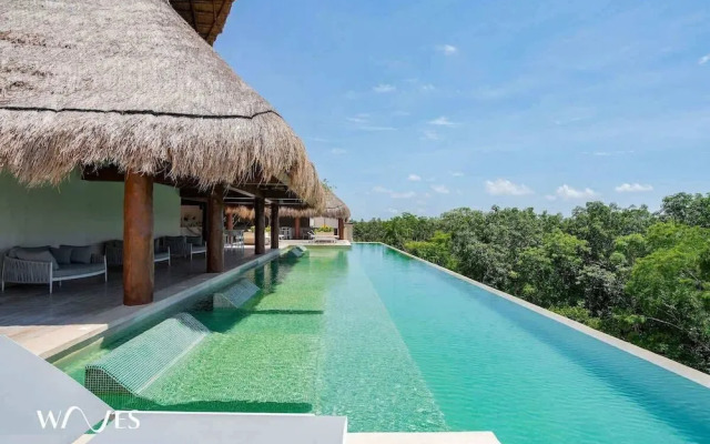 Premium Apartment W/private Pool & Garden