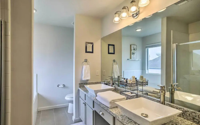 Spacious Houston Getaway < 18 Mi to Downtown!