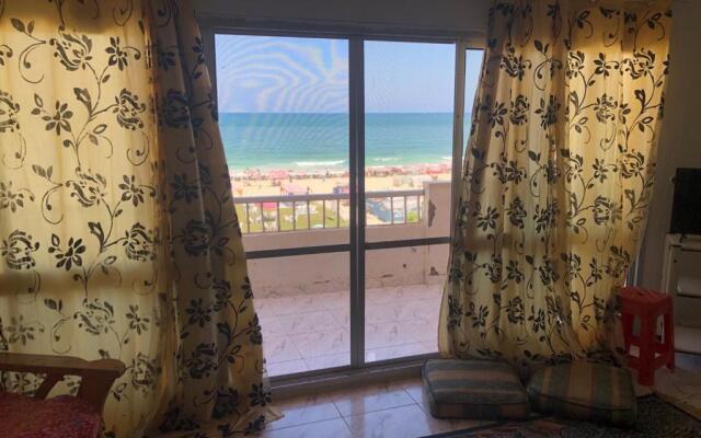 بانورما بحر صف اول بالنخيل ٢ sea view