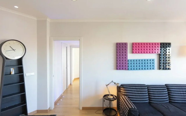 Rental in Rome Pyramid View Apartment
