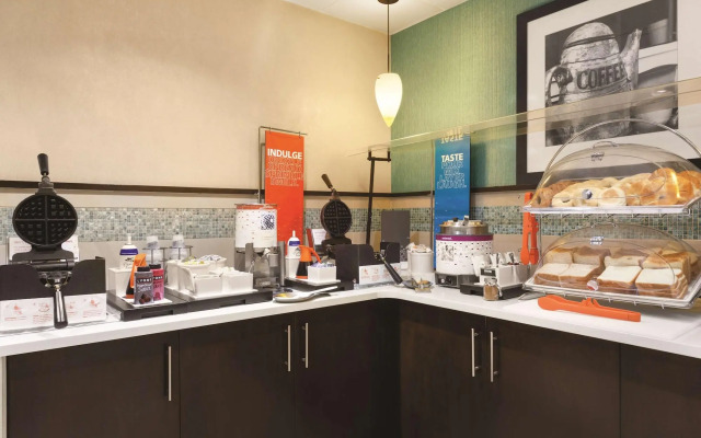 Hampton Inn Orlando International Drive Convention Center