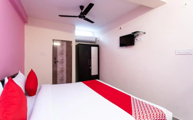 OYO 27817 Hotel Decision