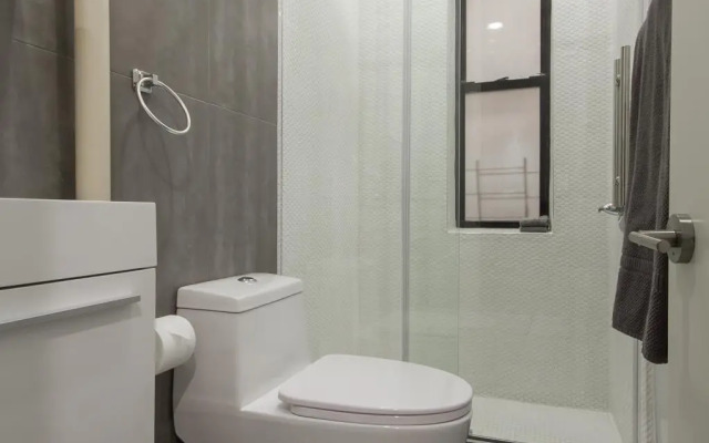 Hamilton Heights: Luxurious 2 Bedroom Home