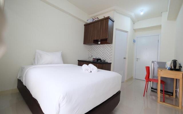 Comfy Studio Apartment @ Green Pramuka City