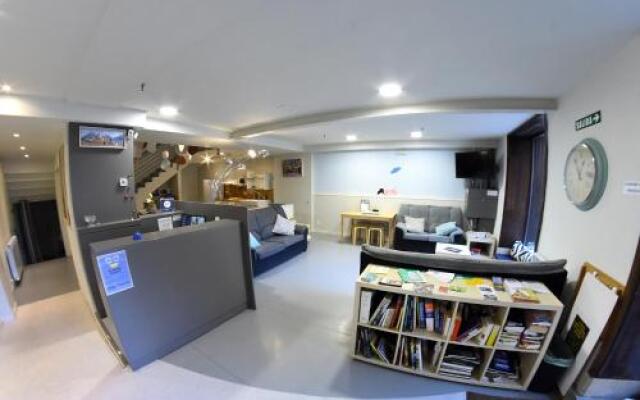 Albergue Plaza Catedral - Hostel