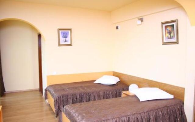 Vila Delta Travel - Mila 23
