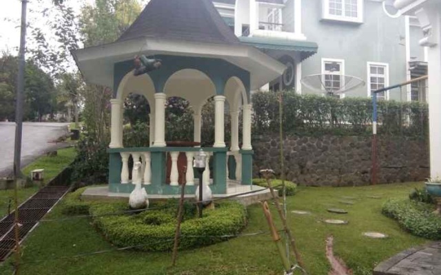 Villa Kota Bunga Widuri