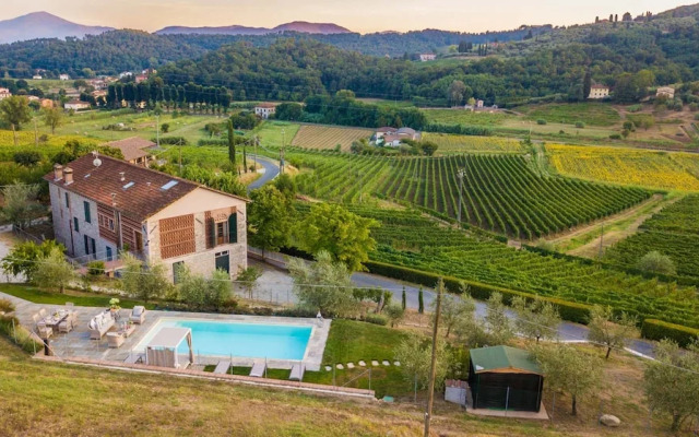 Valle del Sole Winery Farmhouse