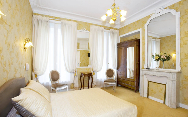 Hotel La Canopee