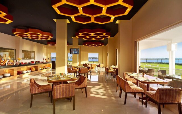 Hotel Naveen Lakeside