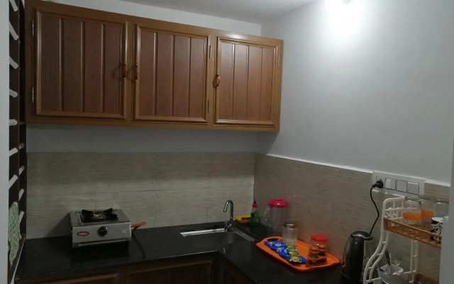 B&B Apartments by OYO Rooms