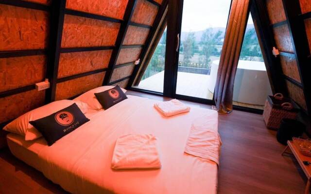 RoomQuest Kid Tung Khao
