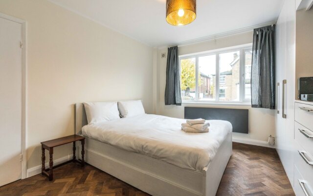 New 2Bd East London Flat With Garden Woodford