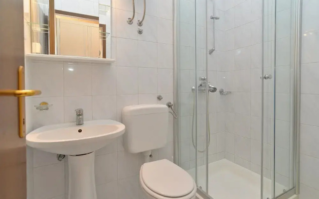 Apartment Josip 828