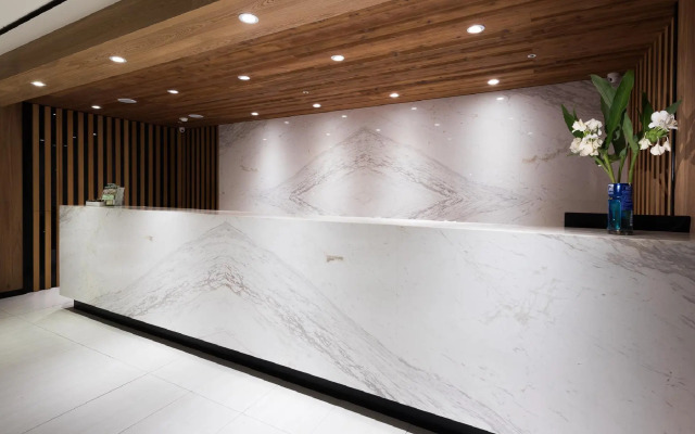 Ming Chi Shan Zhuang