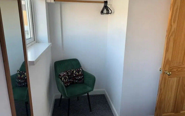 Beautiful 2-bed House in Portsmouth