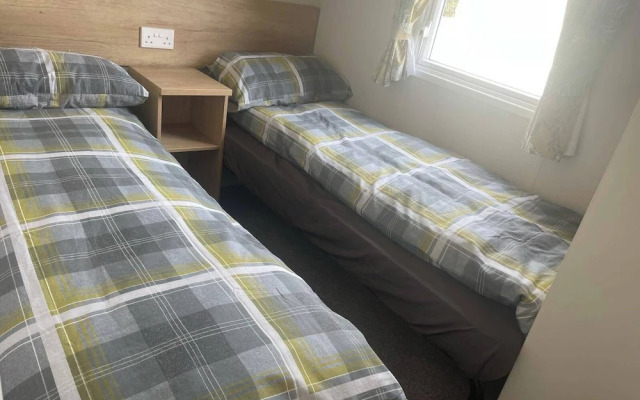 2 Bed-sleeps 6-patio-parking-pet Friendly