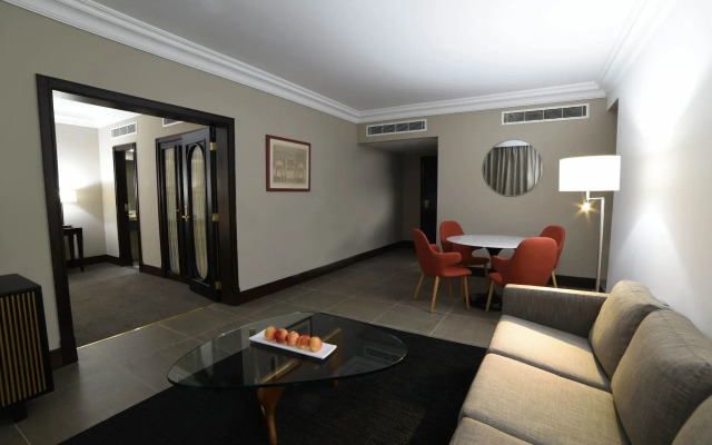Portemilio Hotel And Resort