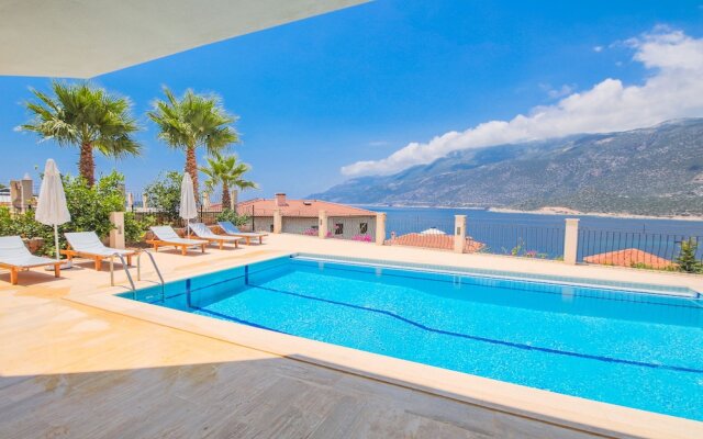 Villa Sahin 2 Triplex