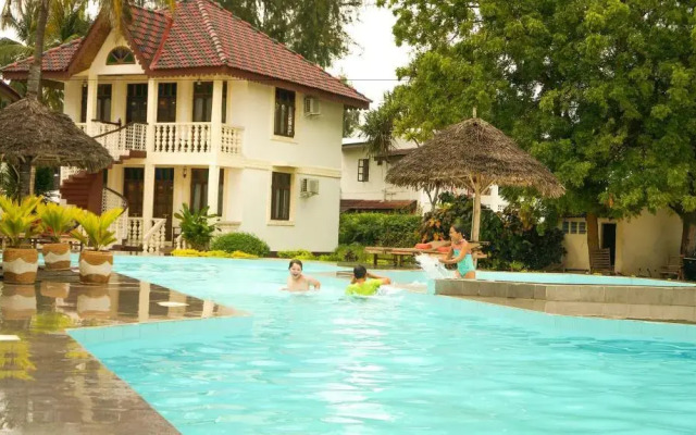 Smiles Beach Hotel