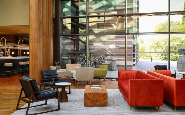 The Orchard Hotel & Restaurant