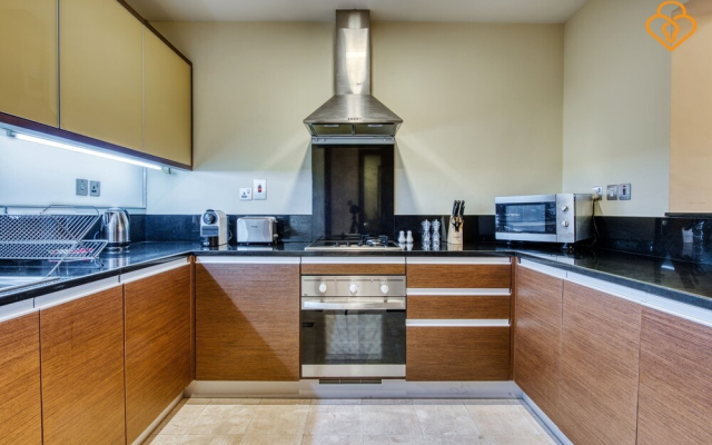 Grandeur Residence 1/bed Apt.