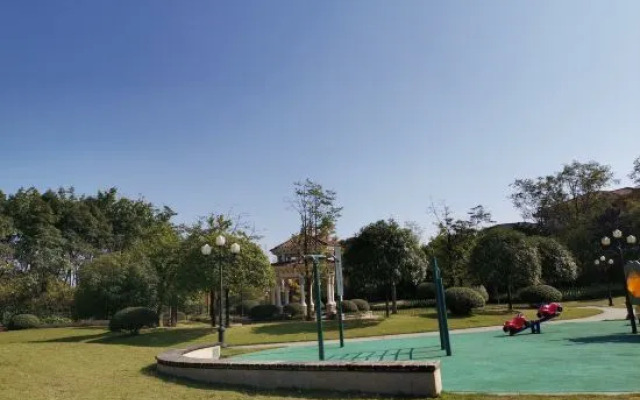 Yanshe Hotel (Meishan Huanglongxi Evergrande Jinbi Tianxia)