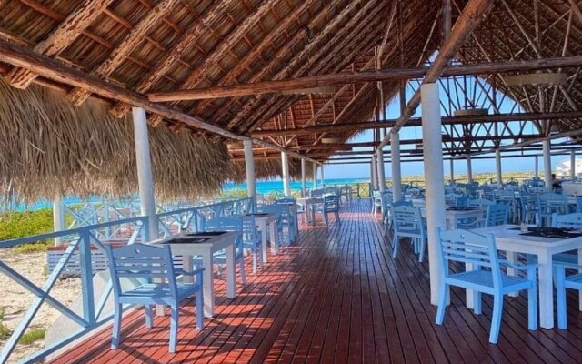 Grand Memories Cayo Largo Hotel