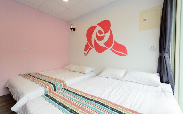 Lan Bai Tou - Train Station B&B