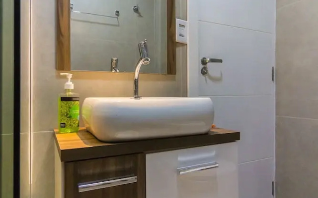 Estúdio charmoso e bem localizado