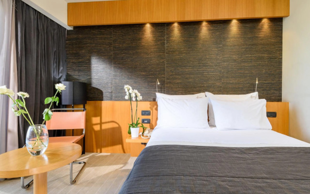 Alexander Beach hotel & Spa