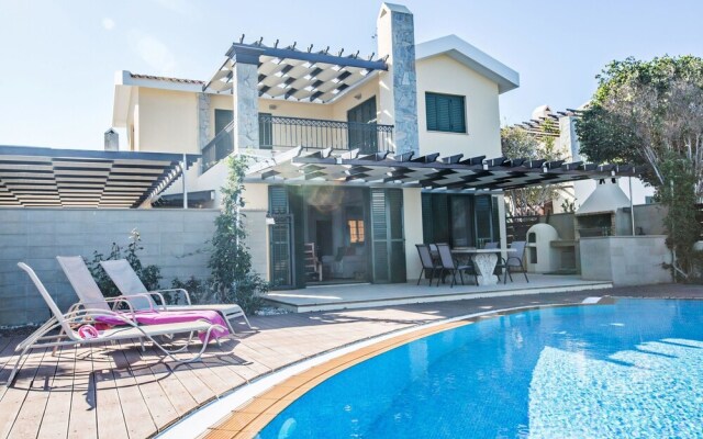 Cyprus Villa SP5 Gold