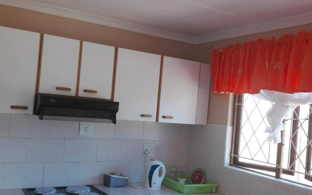 JoThams Guest House