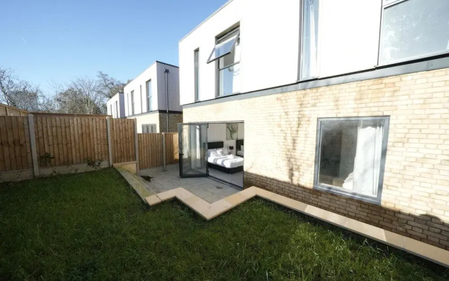 Ealing Broadway Great Stay