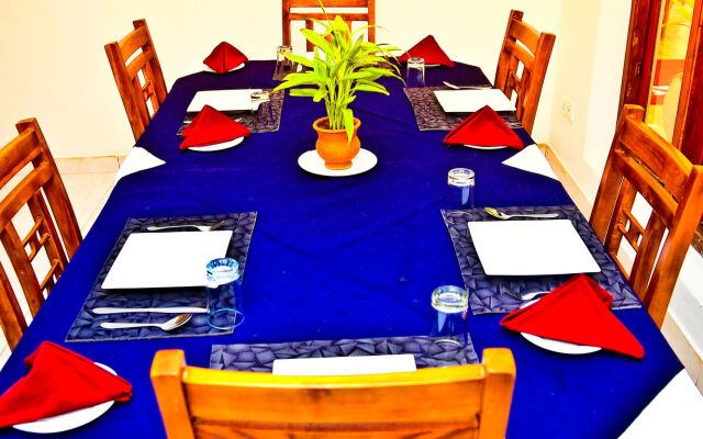 Thilaka City Hotel