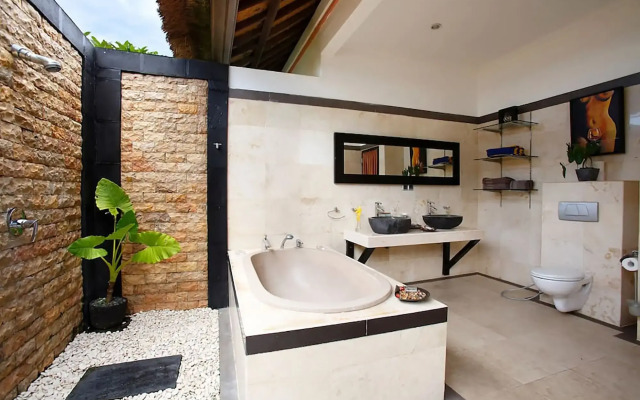 Villa L'Orange Bali