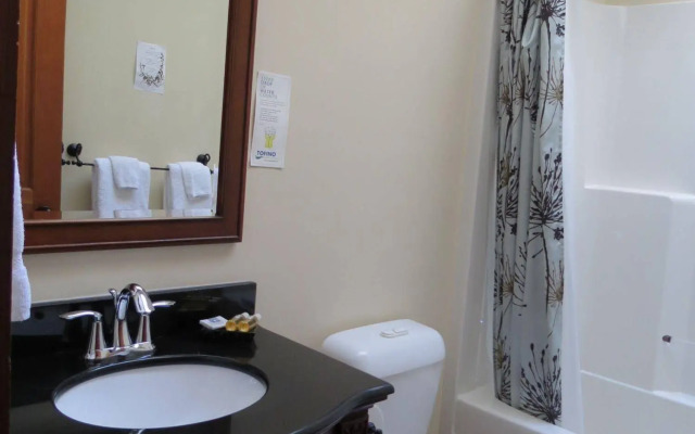 Cobble Wood Guesthouse