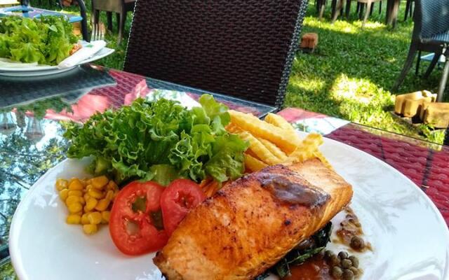 Montana Cotswolds Resort