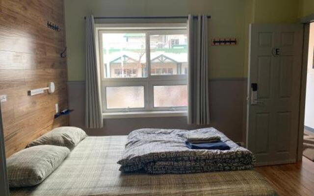 Jasper Downtown Hostel