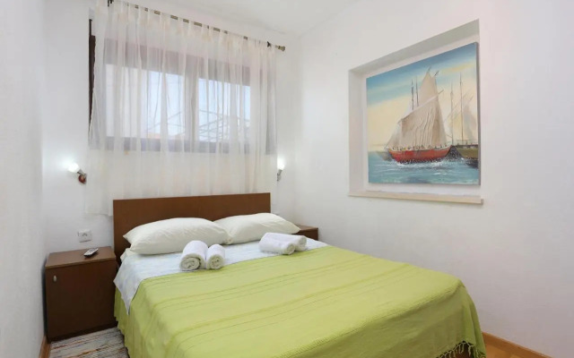 Apartments by the sea Slatine, Ciovo - 9453