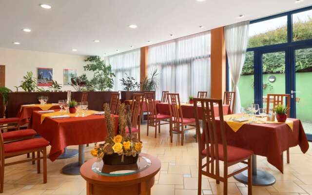 Ramada by Wyndham Airport Prague