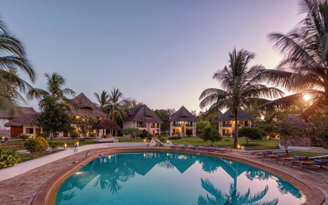 Filao Beach Resort by Sansi