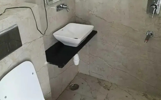 Krishna Inn