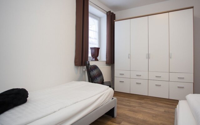 Bright Flat in Neuastenberg With Terrace